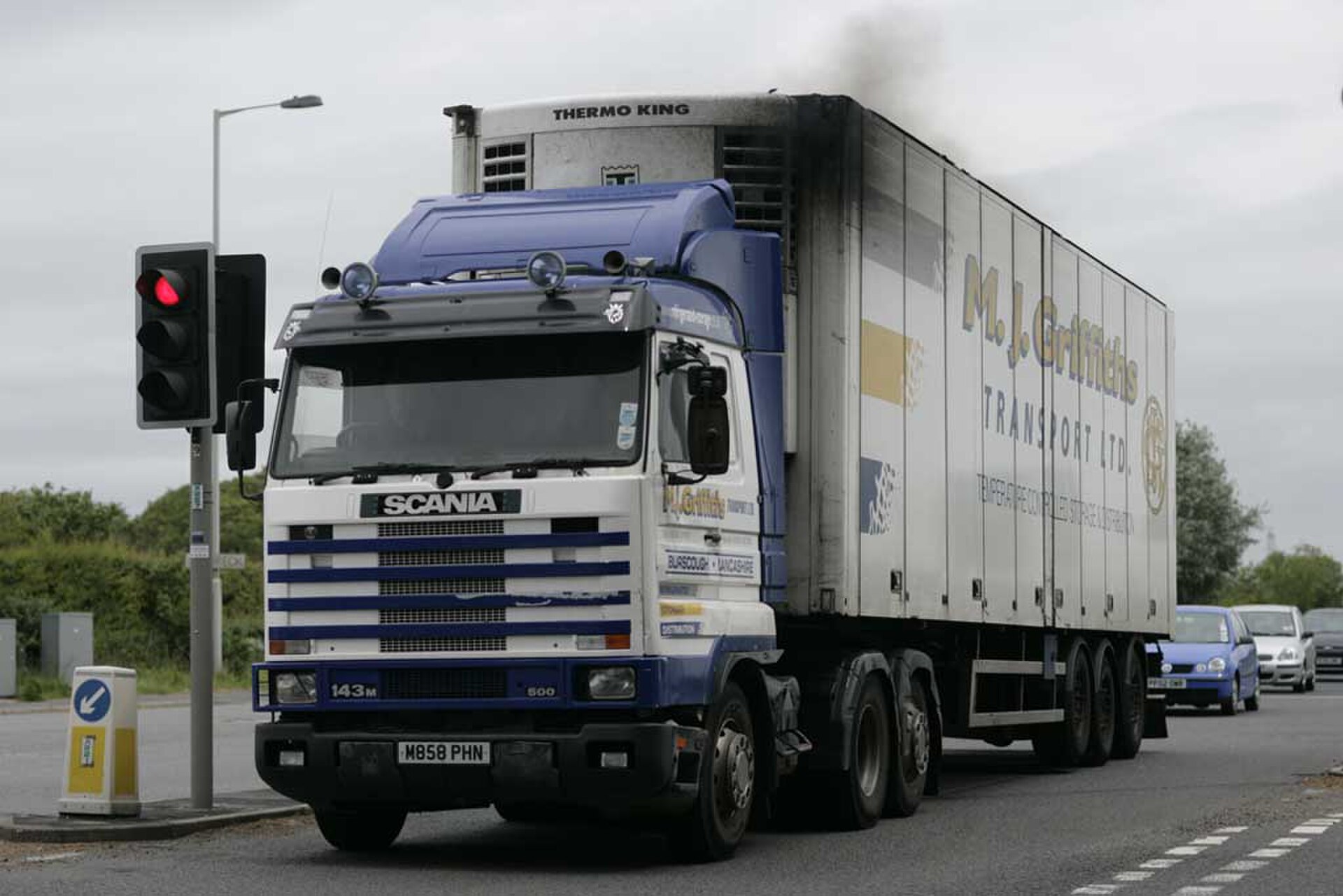 Еврофура Scania с рефрижераторным полуприцепом